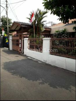 Rmh luas dlm komplek kemanggisan