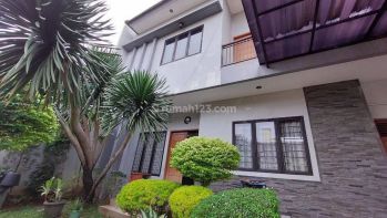 Rumah Mewah 2 Lt strategis di Cilandak Barat Jakarta Selatan