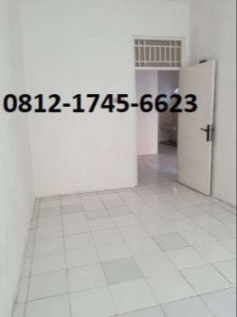 Kontrakan 2 kamar wifi parkir mobil