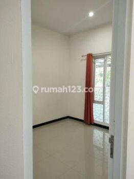 Rumah Cantik Monimalis Modern Taman Kopo Indah Pasti Bikin Betah