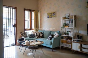 Jual Rumah di Kompleks Top Regency Kopo SHM 1 Lantai Full Granit