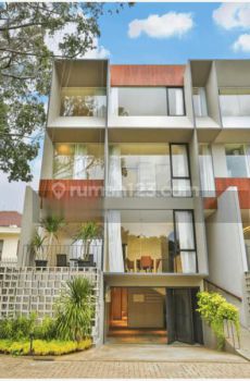 Disewakan Rumah 3 Lantai Full Furnish Kemang