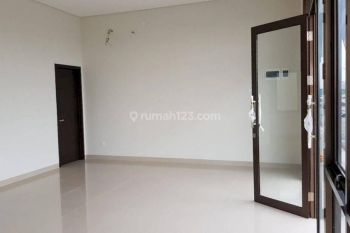 Dijual Cepat Ruko Savoy Lebar 6x17 Hadap Timur Ruko Siap Pakai, Jakarta Garden