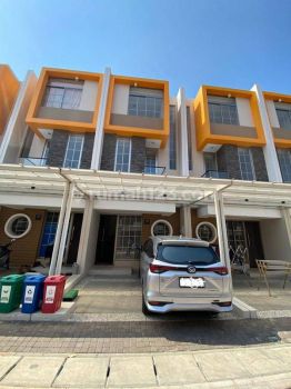 Sewa Rumah Murah Pik2 Siap Huni 3 Lt Uk 4.5x10