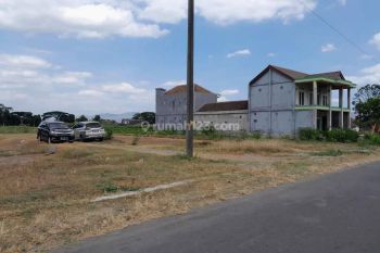 400 M Jl Jogja Solo, Tanah Prambanan Klaten Shmp