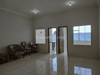 Ruko Tengah Kota Lokasi Strategis