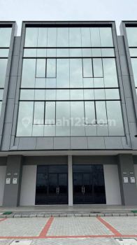 Ruko Gandeng 3 Lantai Di Batavia Ebony Island Pik Siap Pakai