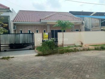 Dijual Rumah di Harapan Indah I shm