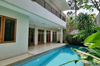 Rumah mewah siap huni di Kemang 2 Lantai dekat pusat bisnis SHM