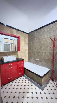 Disewakan Rumah Elegan 3 Kamar di Pusat Semarang