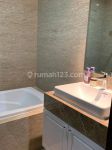 thumbnail-disewakan-apartemen-menteng-park-cikini-2-bedroom-fully-furnished-11