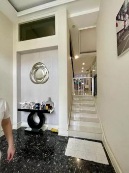 DIJUAL RUMAH PIK 1 UK 8X15 SEMI FURNISH HANYA 8,6M!!