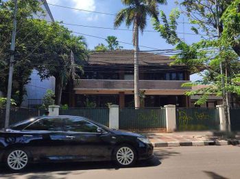 Sell Rumah: Dijual Rumah Vintage