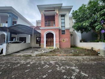 Rumah Minimalis 2 Lantai Dalam Perum Elite JL. Kaliurang Km. 8
