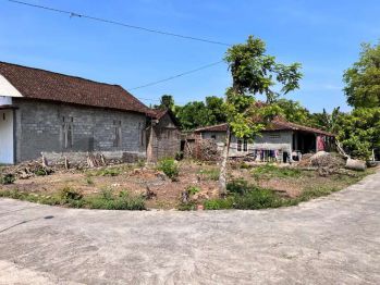 Dijual Tanah Cocok Dibangun Rumah Tinggal dll.