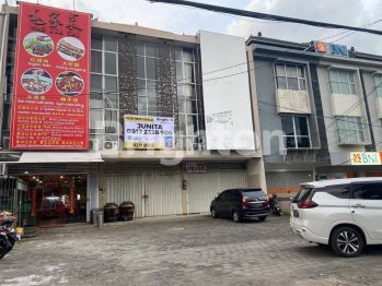 RUKO DI JALAN UTAMA BYPASS NGURAH RAI - NUSA DUA
