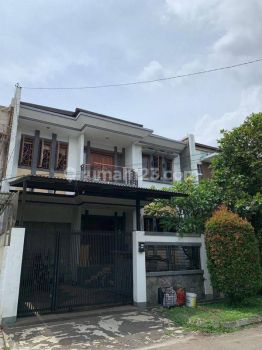 Rumah 2 Lantai Terawat Di Batununggal Bandung