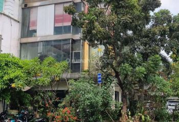 Dijual Gedung 5 Lantai di Kebon Sirrih Jakarta Pusat