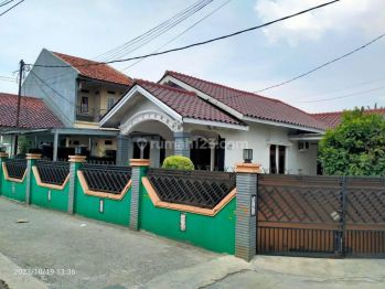 Rumah Bagus Luas di Raya Abdul Gani Cilodong, Dekat Stasiun Depok