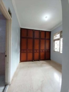 Dijual Cepat Rumah Jl Pejaten Raya Cocok Untuk Usaha/Klinik/Resto/Cafe