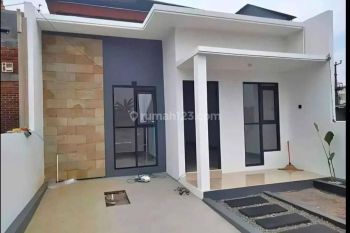 Rumah mewah harga murah lokasi strategis bebas banjir