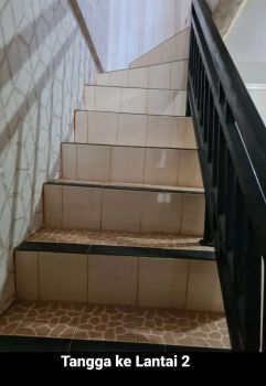 Dijual rumah semi furnish minimalis di sentul city