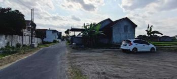 Tanah Tepi Jalan di Kalasan Jogja, SHM Siap Balik Nama