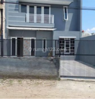 Dijual Rumah di Jalan Kembar Regol Bandung