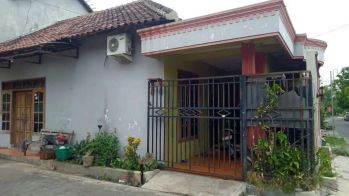 RUMAH SIAP HUNI DI PAPAHAN KARANGANYAR