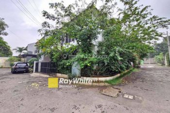 Rumah di Kebagusan, Dalam Cluster, Di Hook, 10 Menit Ke Tol Jorr