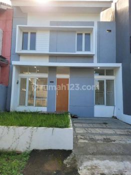 Dijual Rumah 2 Lantai SHM Dekat Stasiun Krl Depok