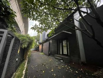 Dijual Tanah, bangunan di bawah NJOP di jalan Prapanca Jakarta Selatan