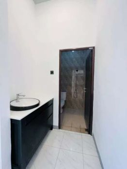 Jual rumah kost baru.siap huni.