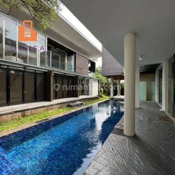 Rumah di Intercon Kebon Jeruk Jakarta Barat