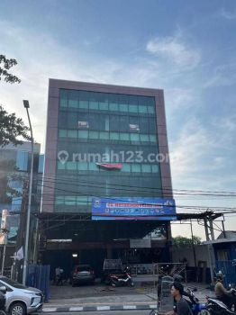 Ruko Terluas di jalan Merdeka, Tangerang (NEGO)