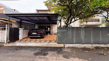 Rumah Luas Strategis Di Kompleks Rapi Kelapa Gading