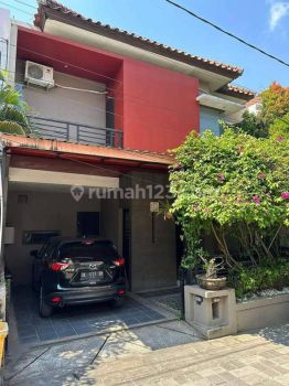 Rumah Dijual Rumah Modern Cluster One Gate di Kerobokan Bali