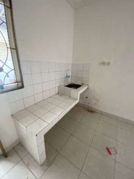 di sewakan cepat rumah 2 lantai 3 kamar di cluster talaga bestari