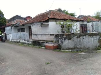RUMAH HITUNG TANAH MERKURI MARGAHAYU RAYA BANDUNG