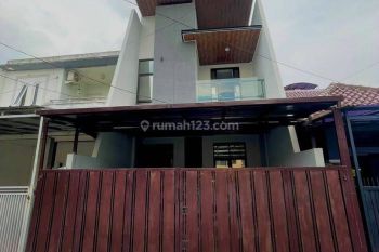 Rumah Lux Semi Furnish di Kawaluyaan Soekarno Hatta Bandung