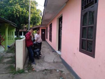 Kostan 9 Pintu Akses Mobil Dekat Universitas Falatehan