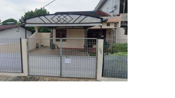 Dikontrakkan Rumah Besar, nyaman, garasi Luas
