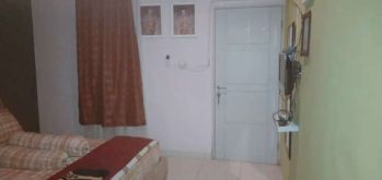 Jual rumah luas. Hook. Siap huni.