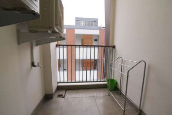 Sewa Kost Muwardi Non Jendela Selangkah ke Halte Tj Sumber Waras