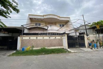 Asgnu, Rumah Babatan Pantai 2 Lantai Strategis, Row 2,5 Mobil