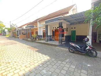 Rumah Bagus Nyaman di Perum Gagaksipat Boyolali