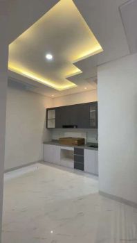 Rumah 3-lantai Matraman Jakarta Timur, Ready Stock, Lokasi Premium