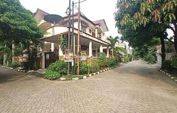 Rumah 2 Lantai Bagus SHM di Jatibening Caman Kali Malang Bekasi