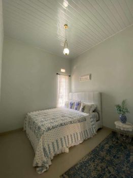 Lingkungan asri, ada kolam berenangnya