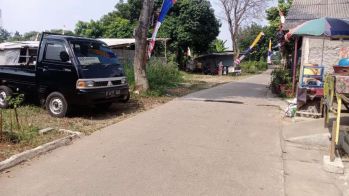 Tanah darat 90 meter di jln utama Cocok untuk usaha atau infestasi